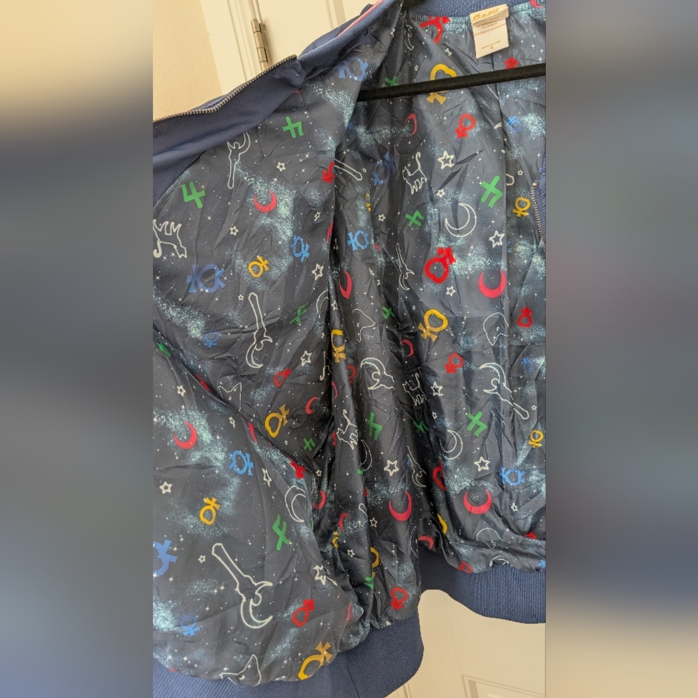 NWOT Sailor Moon x Torrid Navy Bomber Jacket with Pink Accents Plus - Picture 9 of 11